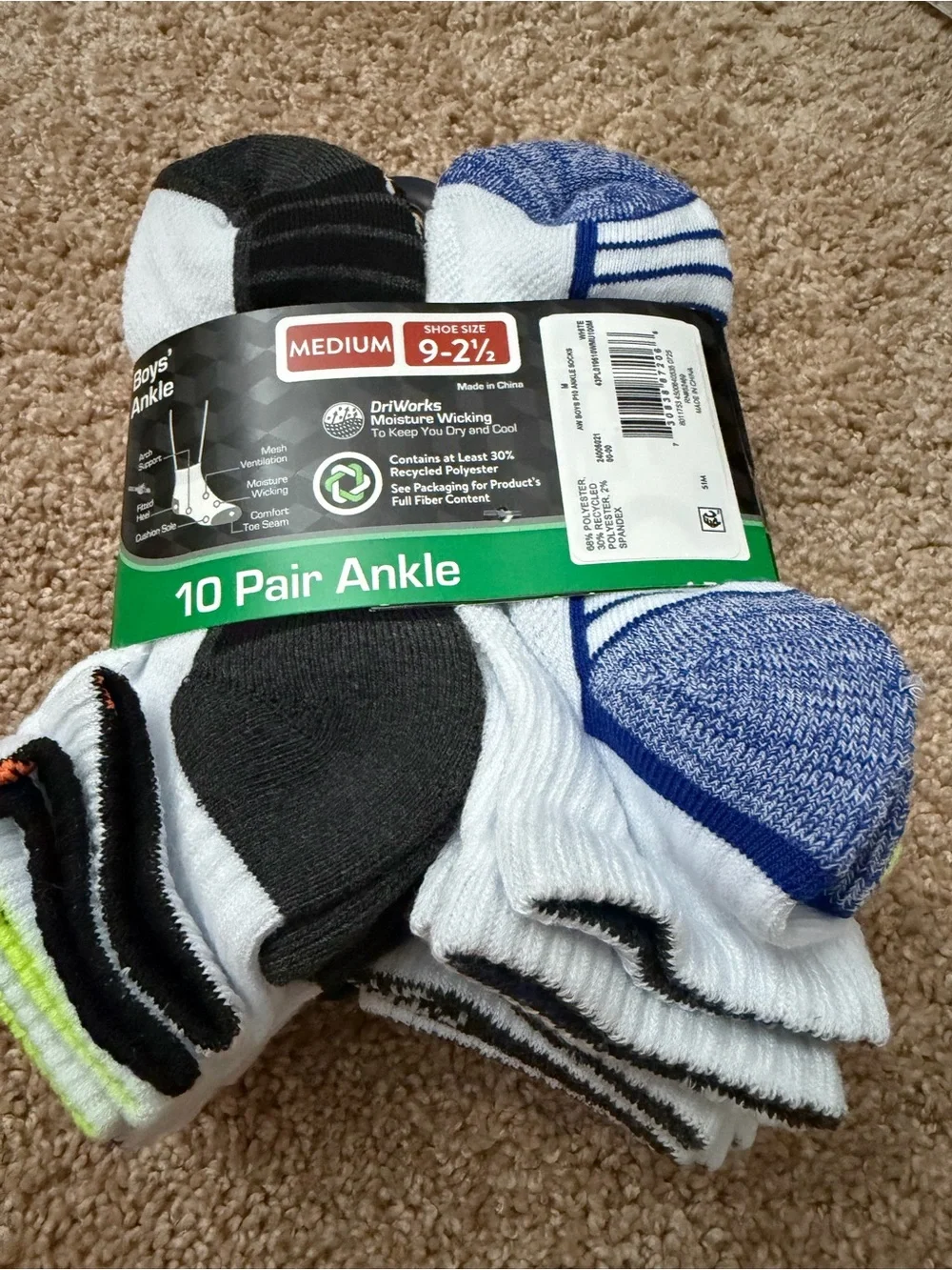 Athletic Works Boys' Moisture Wicking Ankle Socks, 10-Pair Pack Medium, 9-2.5